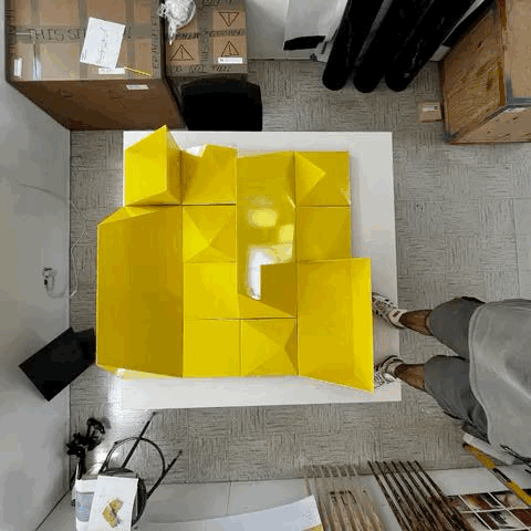 chil_bookshelf image
